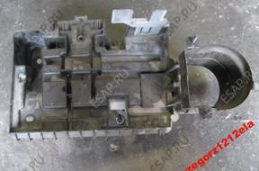 КОРПУС PODSTAWA AKUMULATORA OPEL MERIVA B