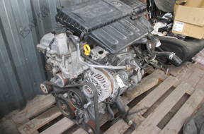 MAZDA 2 III 1.3 бензиновый двигатель комплектный