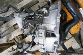 MAZDA III V40 FOCUS II КОРОБКА ПЕРЕДАЧW 3M5 год,7002YG