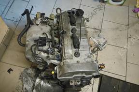 Mazda Premacy 1,8B FS9 FP ТОПЛИВНАЯ РАМПА ФОРСУНКИ