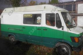mercedes 210 bus
