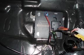 MERCEDES 211 PRZEKANIK МОДУЛЬ ДВЕРИ A2118704026