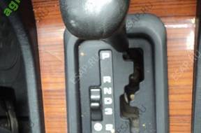 MERCEDES-БЕНЗИНОВЫЙ 124 1990 год, двигатель 2,0 КОРОБКА ПЕРЕДАЧ