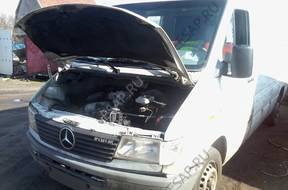 MERCEDES SPRINTER 208 2,3D 1997 DAWCA I