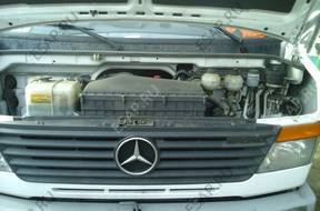 MERCEDES VARIO 815 2015 год  DAWCA двигатель