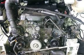 MERCEDES VITO VIANO двигатель комплектный 2.2 CDI OM651