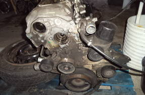 MERCEDES W211 3.2 CDI двигатель некомплектный ГБЦ блок цилиндров