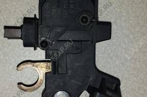 Mercedes W211 regulator napicia  pewniak