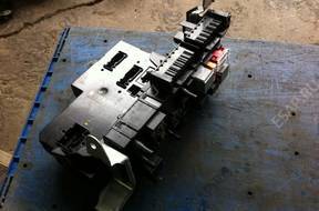 MERCEDES W212 W204 MOD SAM 212 906 00 05