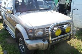 Mitsubishi Pajero 2.5 TDi Czci do silnika