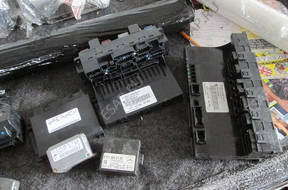 МОДУЛЬ SAM BSI MERCEDES 203 209 211 2035452701