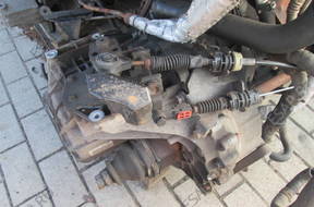 MONDEO MK3 КОРОБКА ПЕРЕДАЧ BIEGÓW 2.0 TDCI 4S7 год,7002AA