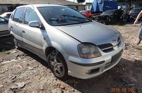 NISSAN ALMERA TINO 2001 год,.1.8 na  двигатель