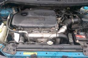 NISSAN ALMERA TINO двигатель 2,2 DI