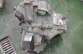 Nissan Maxima QX A33 КОРОБКА ПЕРЕДАЧ 2.0 VQ20DE