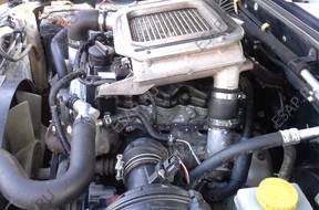 Nissan Navara D40 Pathfinder R50 двигатель блок цилиндров wa