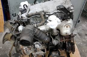 NISSAN NAVARA комплектный двигатель 2.5 DI D22