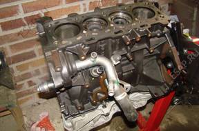 Nissan RENAULT D блок цилиндров 2.0 DCI M9 год,