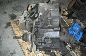 Nissan Sunny 2.0D - КОРОБКА ПЕРЕДАЧ