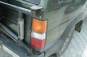 NISSAN TERRANO 1 2.4 2,7 3.0  92r KLAPA TYLNA