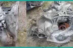 OPEL ASTRA CORSA 1.6 16V КОРОБКА ПЕРЕДАЧW  90446059