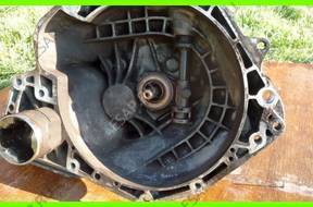 OPEL CORSA БЕНЗИН 00 1.0 12V КОРОБКА ПЕРЕДАЧ 90400197