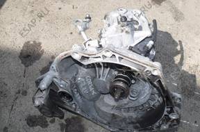 OPEL CORSA C 1.2 КОРОБКА ПЕРЕДАЧW F13C374
