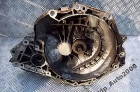 OPEL CORSA C 1.4 8V КОРОБКА ПЕРЕДАЧW *F13 C394*