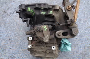 Opel Corsa D КОРОБКА ПЕРЕДАЧ F17 W374