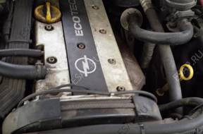 OPEL OMEGA B 2.0 16V CZCI двигатель