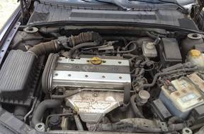 OPEL VECTRA B 1.8i 16V двигатель C18XE
