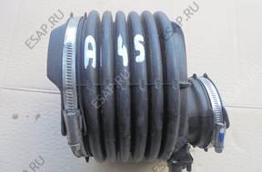 ПАТРУБОК ИНТЕРКУЛЕРА Mercedes A45 AMG  A1330900437