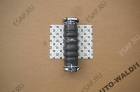 ПАТРУБОК W ИНТЕРКУЛЕРА CITROEN BERLINGO 08- DS4 DS5