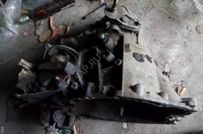 PEGEOT 307 1.6 HDI КОРОБКА ПЕРЕДАЧW 180TYS 2005 год,