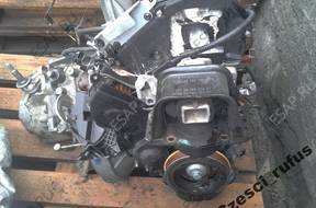 PEUGEOT 1.6 hdi 92ps форсунки 13r 32ty 0445110340