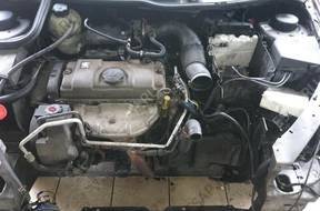 PEUGEOT 206 3D 1.4 2000 год. двигатель КОМПЛЕКТНЫЙ.