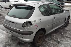 PEUGEOT 206 двигатель 1,1  88000 KM