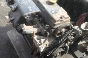 Peugeot 206 SAXO двигатель 1,1 HFZ uszkodzony WIELU
