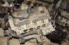 PEUGEOT 307 1.6 8V 2002 год. двигатель -