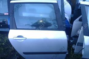 PEUGEOT 307 SW ДВЕРИ PRAWE TYLNE  LIFT