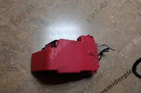 Peugeot 308 klema plusowa bezpiecznik 9663704680