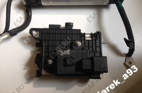 PEUGEOT 308 T9 2014 год БЛОК УПРАВЛЕНИЯ START  9811338580