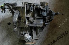 PEUGEOT 406 18 16V   КОРОБКА ПЕРЕДАЧ 20CH41