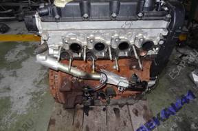PEUGEOT CITROEN двигатель 2.0 HDI 2006 год.