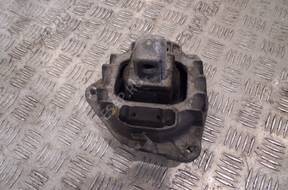 PODUSZKA ДВИГАТЕЛЯ LEWA   BMW F01 XD,XI 6777373
