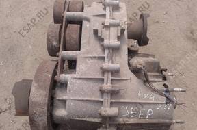 РЕДУКТОР КОРОБКИ СТУПЕНЧАТАЯW CHEROKEE 2,7 CRD 99-O4 R