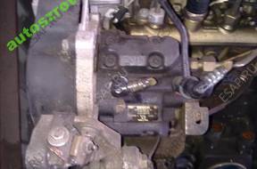 RENAULT  1.9DCI  F8T 102KM  насос WTRYSKOWA