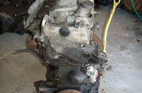 RENAULT CLIO 1.2 бензиновый 2001 двигатель 8200059788)