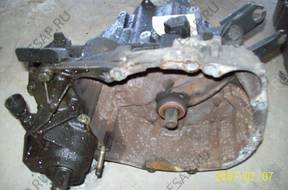 RENAULT CLIO 1.2 бензиновый 2001 КОРОБКА ПЕРЕДАЧ)