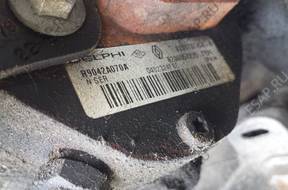 Renault Clio III 1,5 DCI K9K 766 двигатель комплектный